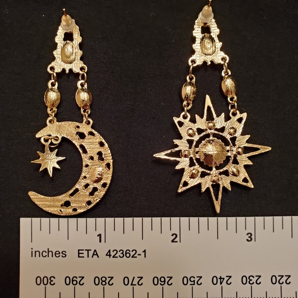 Celestial Stone & Crystal Dangle Earrings - Picture 7 of 9